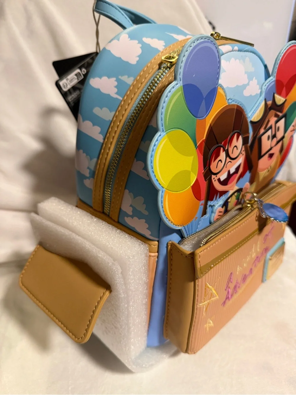Loungefly Pixar Balloon Crossbody Bag - Multicolor - Picture 2 of 6